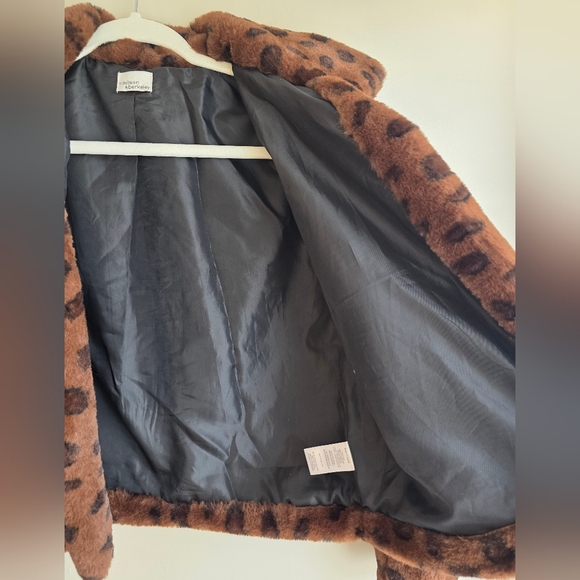 Madison & Berkeley Brown Leopard Print Faux Fur Jacket - Picture 7 of 13